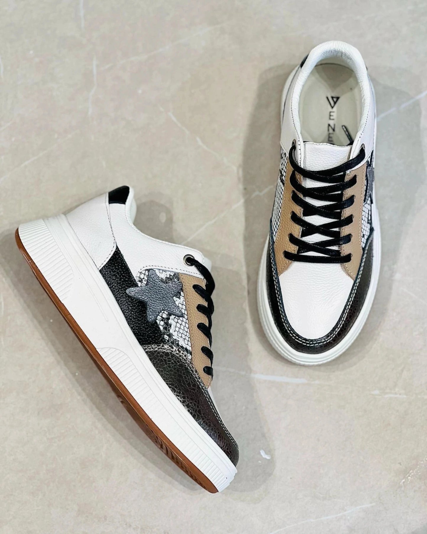 TENIS ESTILO URBANO ESTRELLA SNAKE PRINT