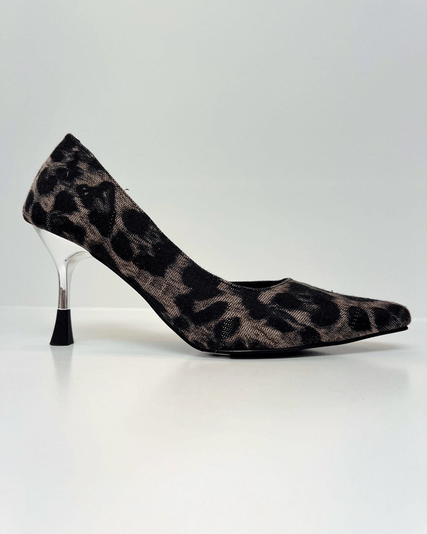 TACON ANIMAL PRINT CON TACON TRANSPARENTE