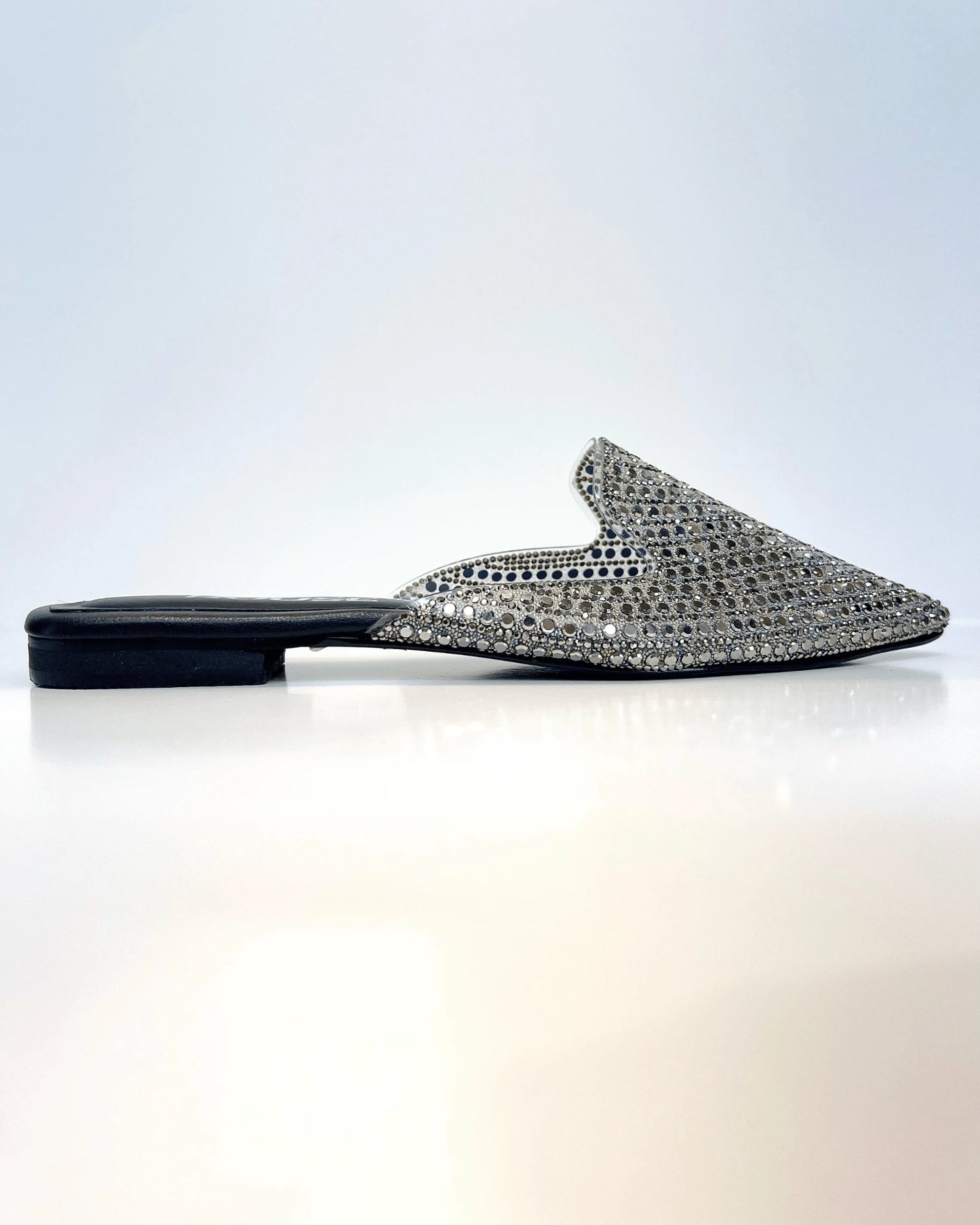 MULE NEGRO BRILLANTE GLAM