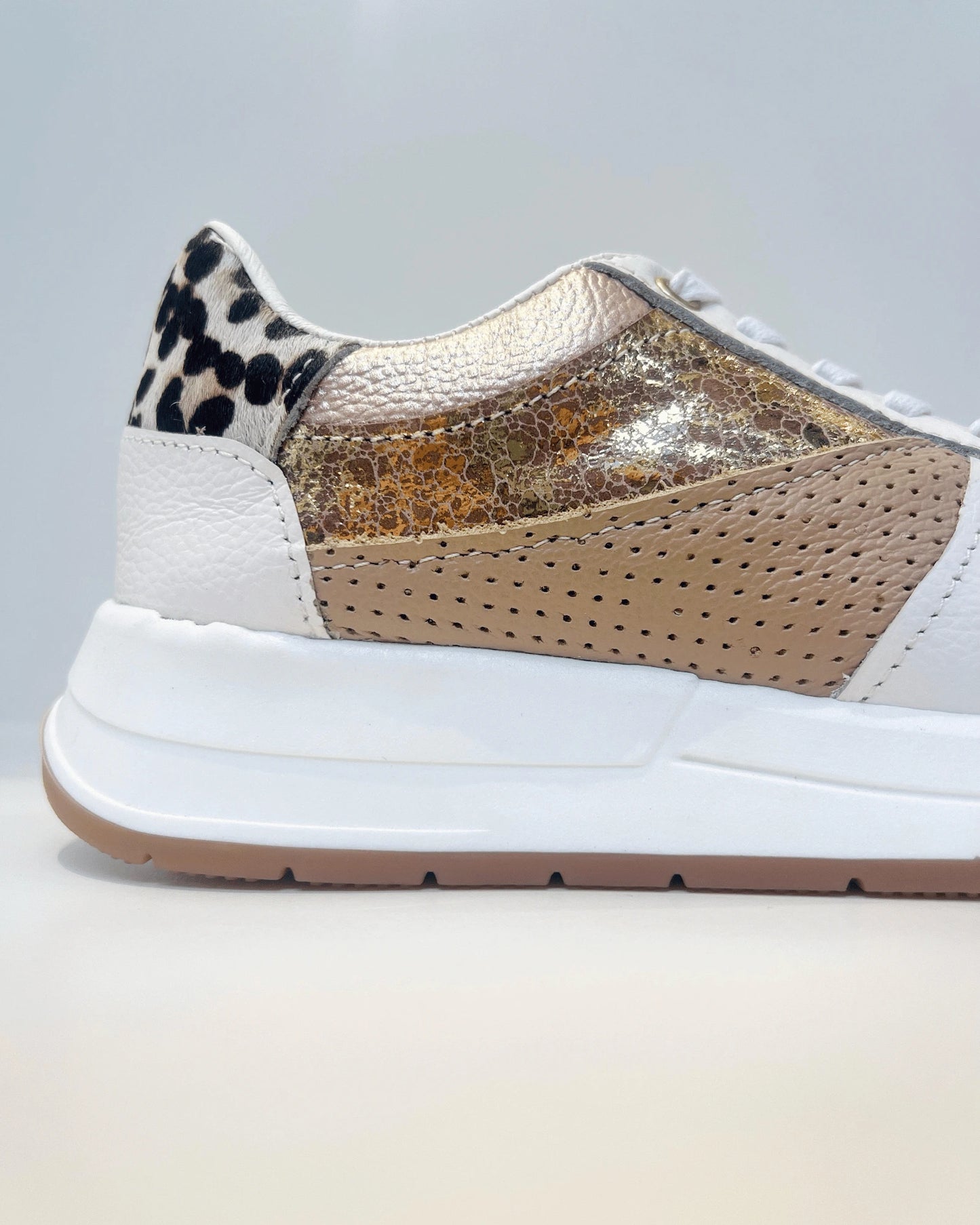 TENIS URBAN CHIC ANIMAL PRINT TAUPE
