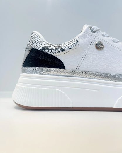 TENIS BLANCO GLAM CON DETALLE PLATEADO